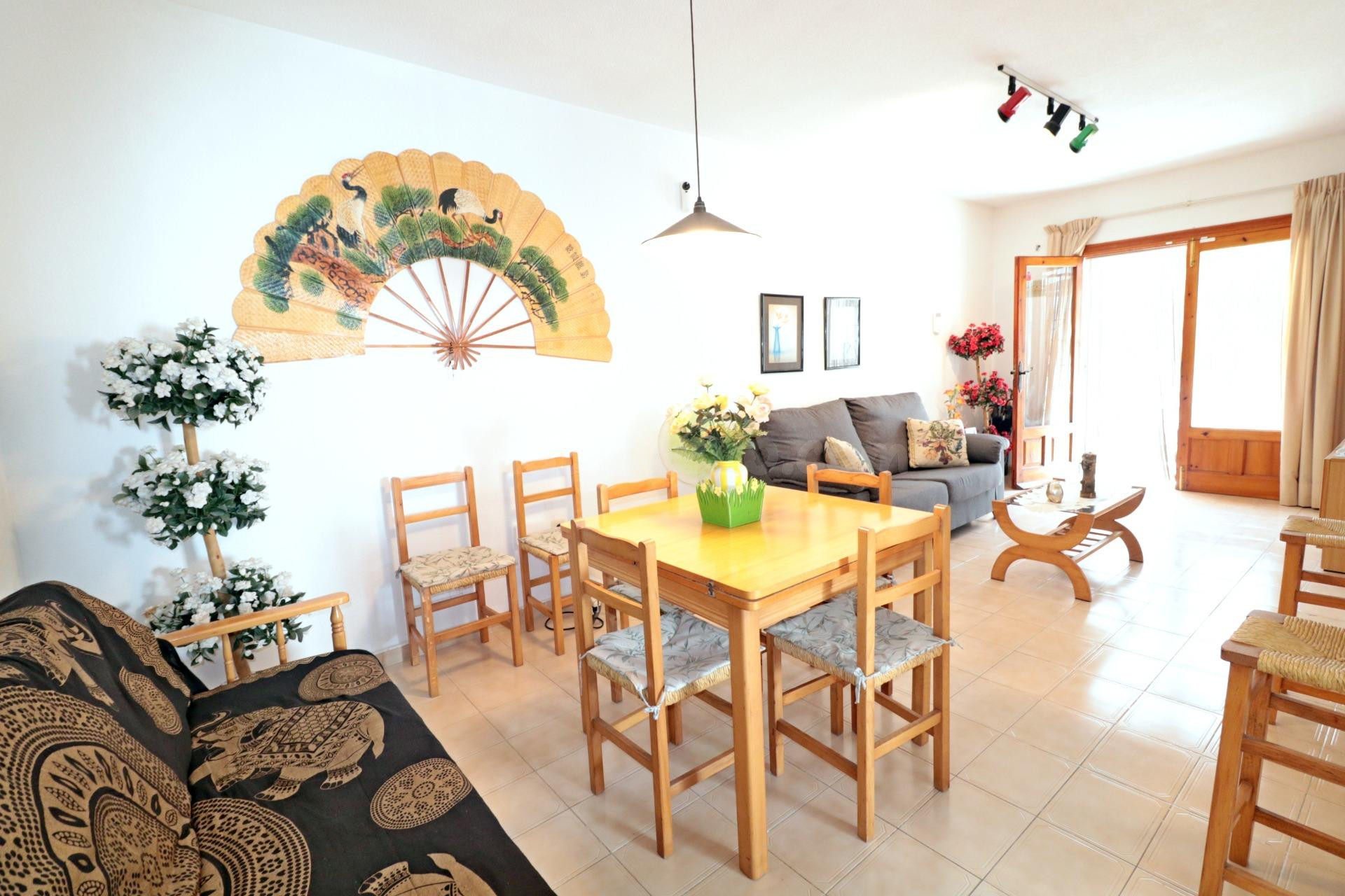 Encantador Bungalow de Planta Baja en Torrevieja, a Pasos del Mar - foto 5