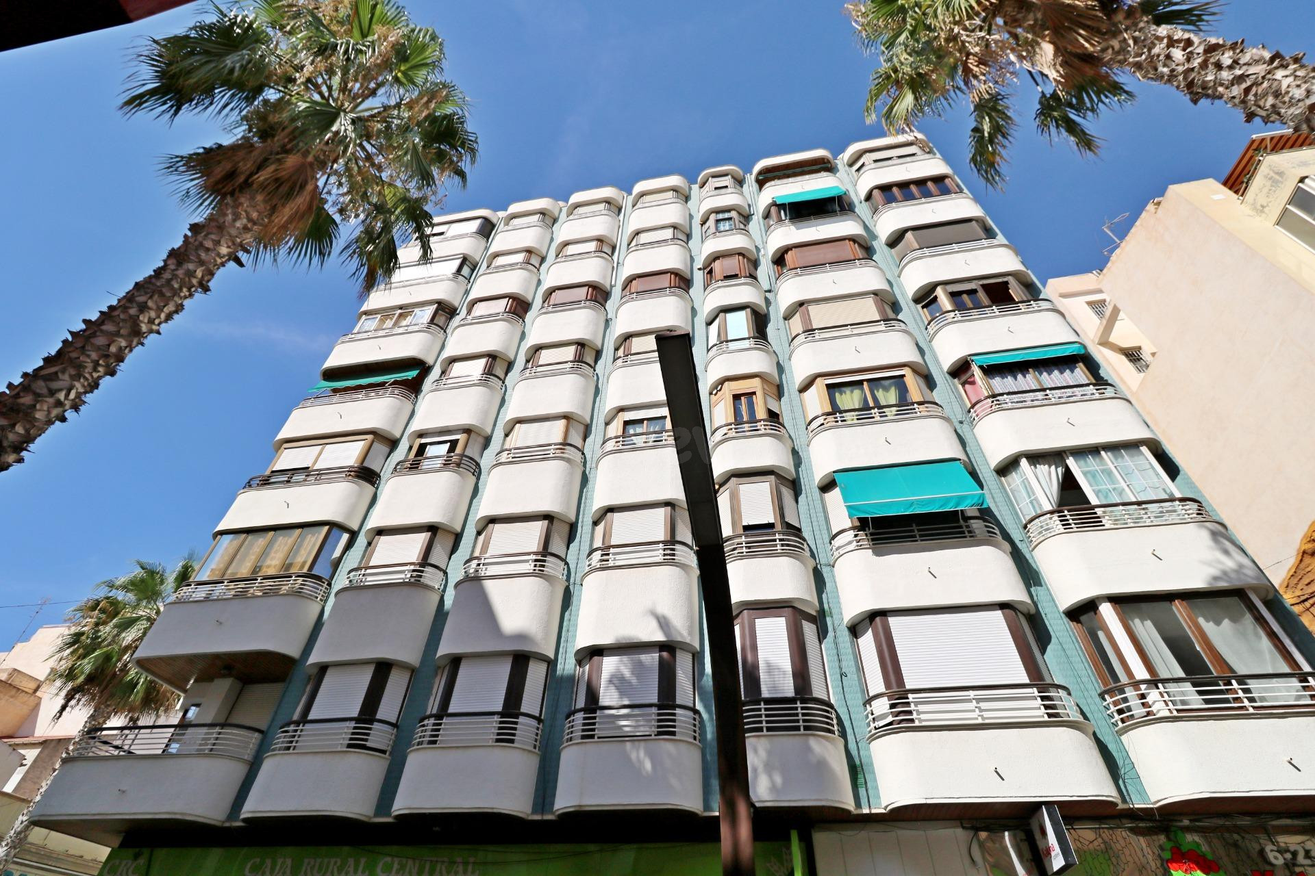 APARTAMENTO CÉNTRICO DE 3 DORMITORIOS - foto 2