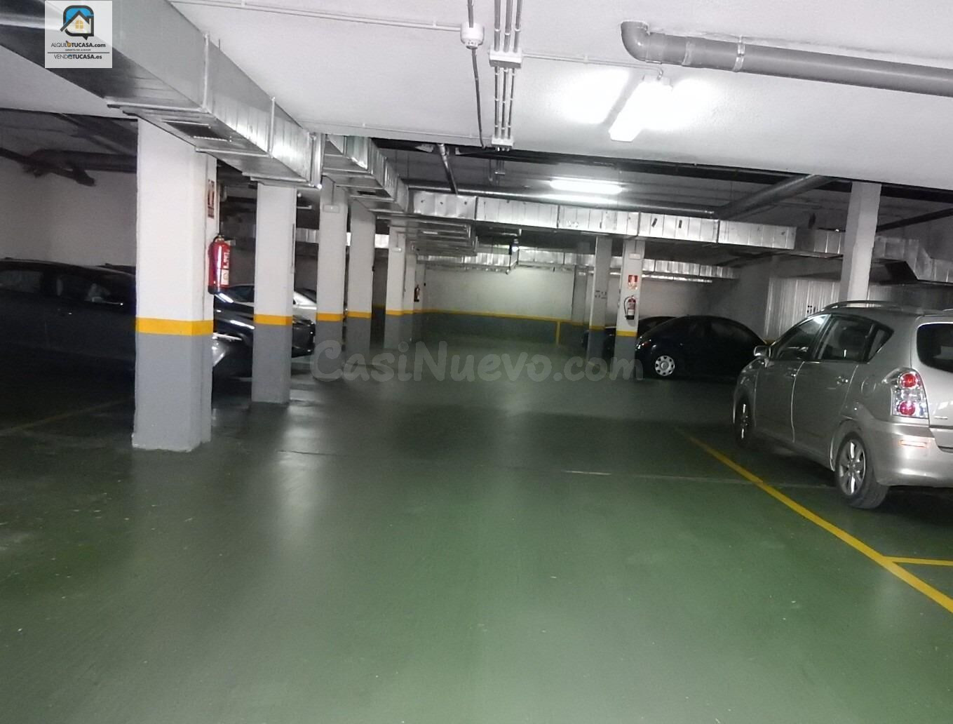 Plaza de Garaje para Dos Coches en Línea - Amplios Pasillos - foto 2