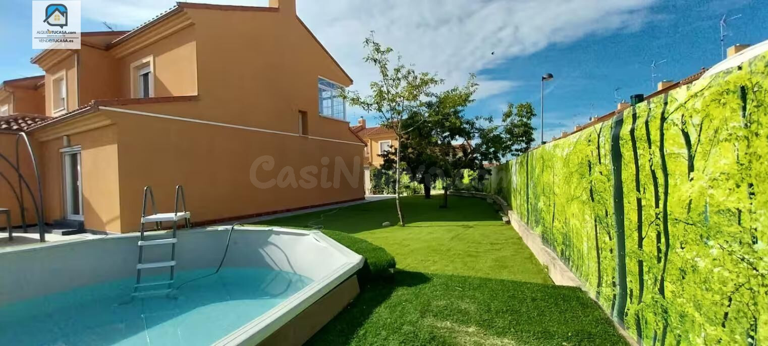 CHALET URBANIZACIÓN EL SOTO