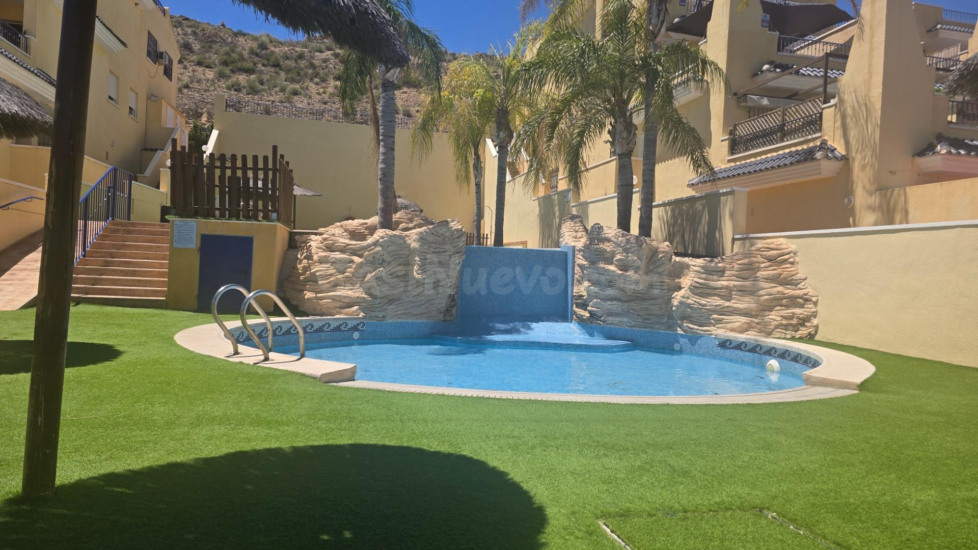 VIVIENDA CON PISCINA Y PLAZA DE PARKING - foto 5