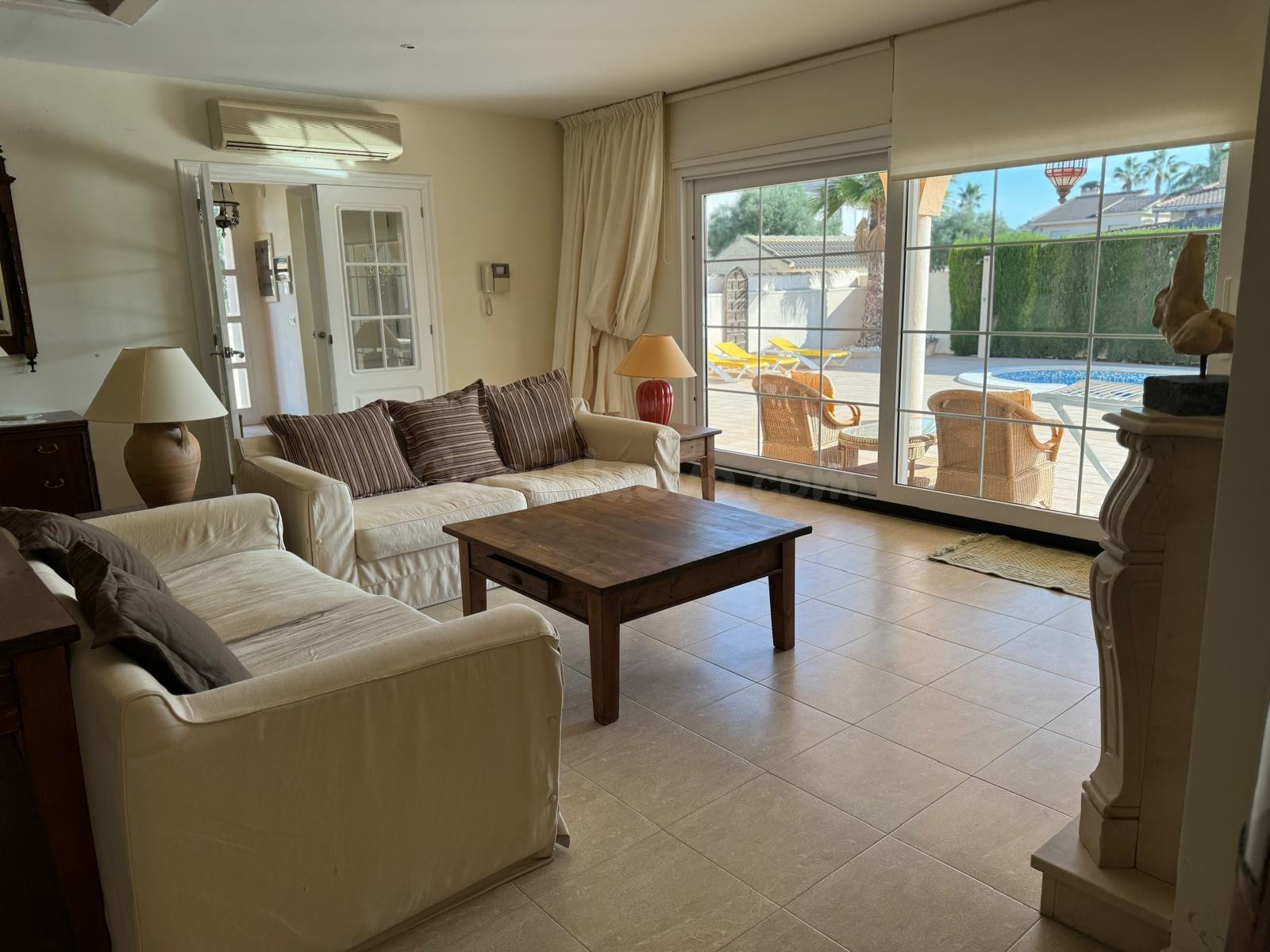 Villa lujosa en una zona previligiada en Orihuela Costa!!! - foto 2