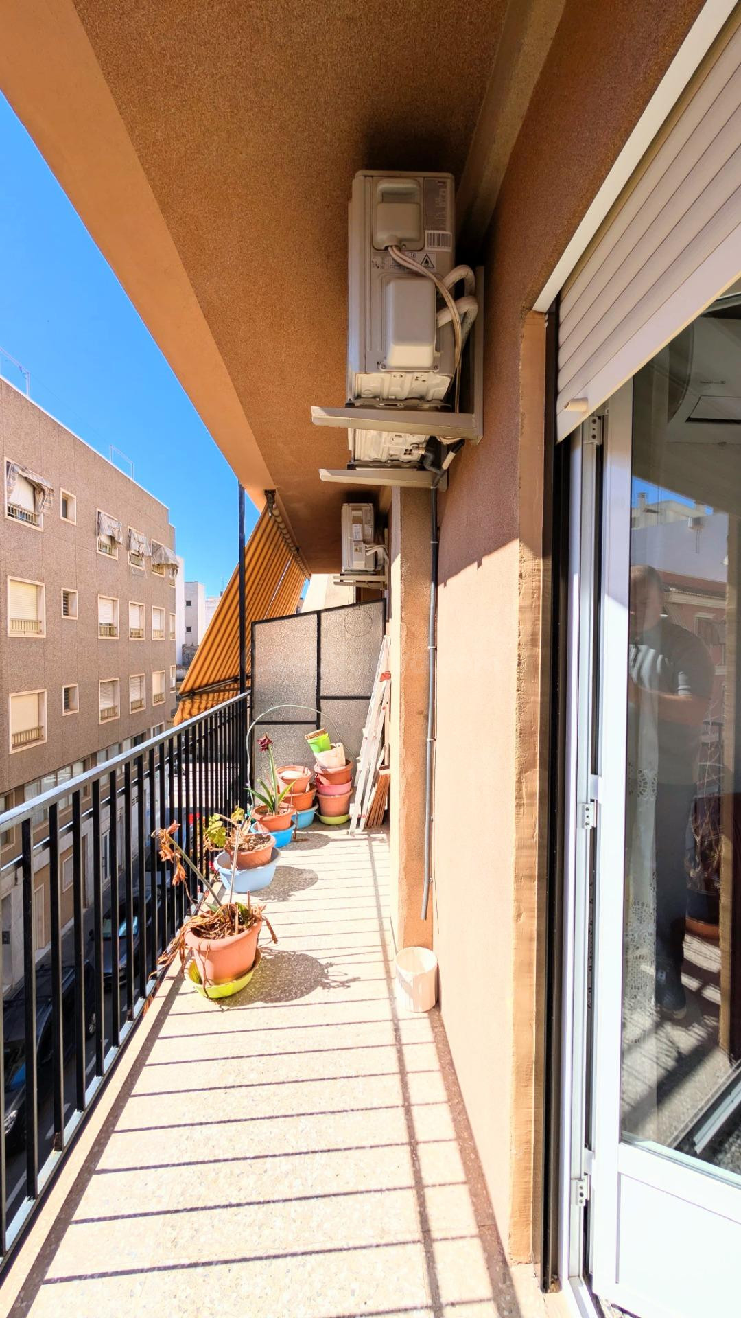 ESPACIOSA VIVIENDA DE 4 DORMITORIOS, BALCÓN, ORIENTACIÓN ESTE, 100 M2 Y CON ASCENSOR.