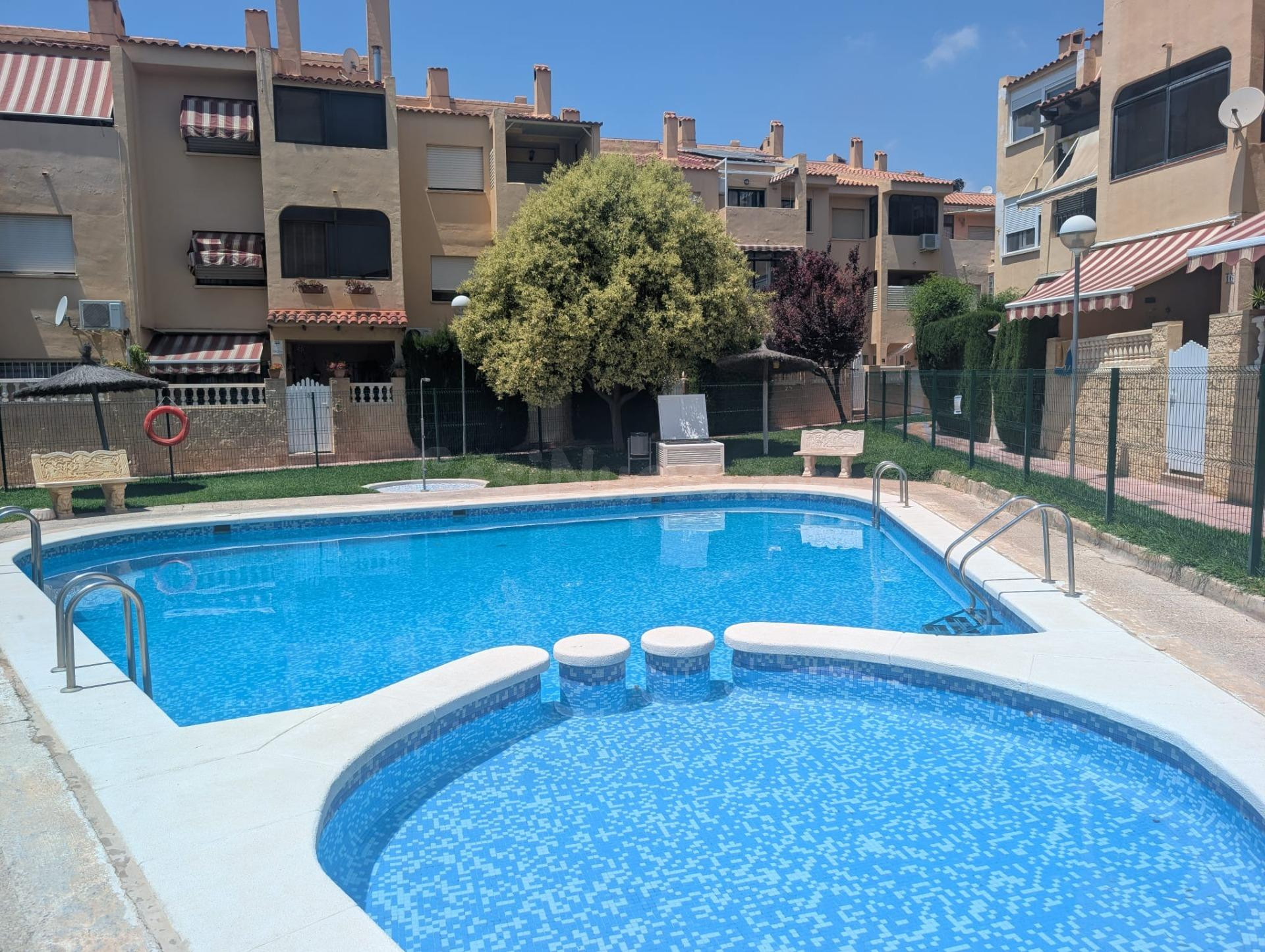 Impresionante Bungalow en San Vicente del Raspeig por solo €320,000