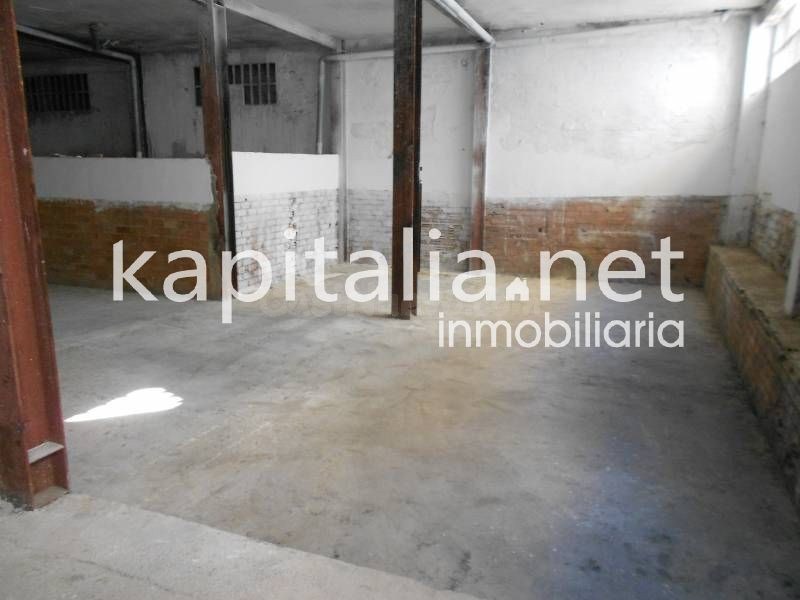 Local comercial en Ontinyent zona Universitaria - foto 3