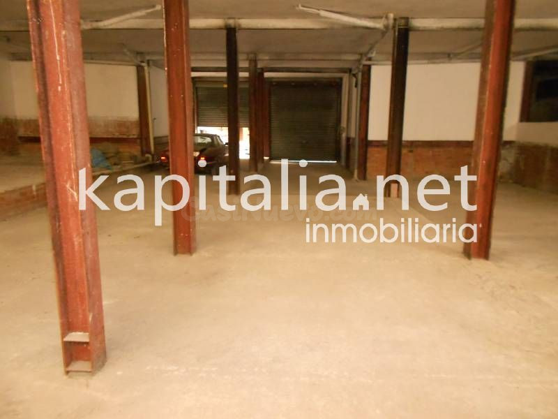 Local comercial en Ontinyent zona Universitaria - foto 4