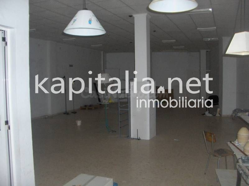 LOCAL COMERCIAL - foto 2