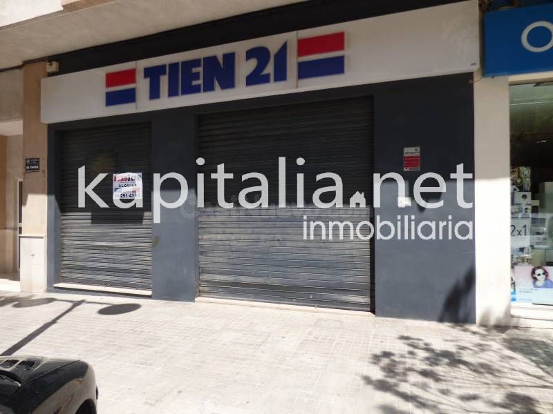 Local Comercial en Avenida Almaig con grandes posibilidades. - foto 2