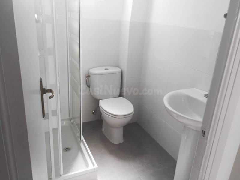 Estupendo piso en alquiler para estudiantes! A ESCASOS METRO - foto 4