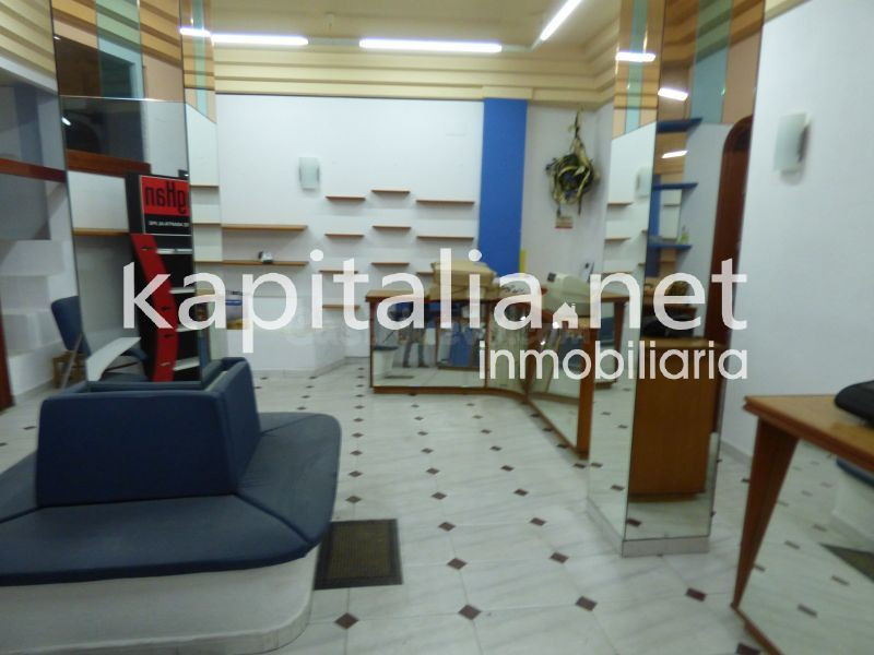 Local comercial a la venta en zona el Barranquet de Ontinyen - foto 2