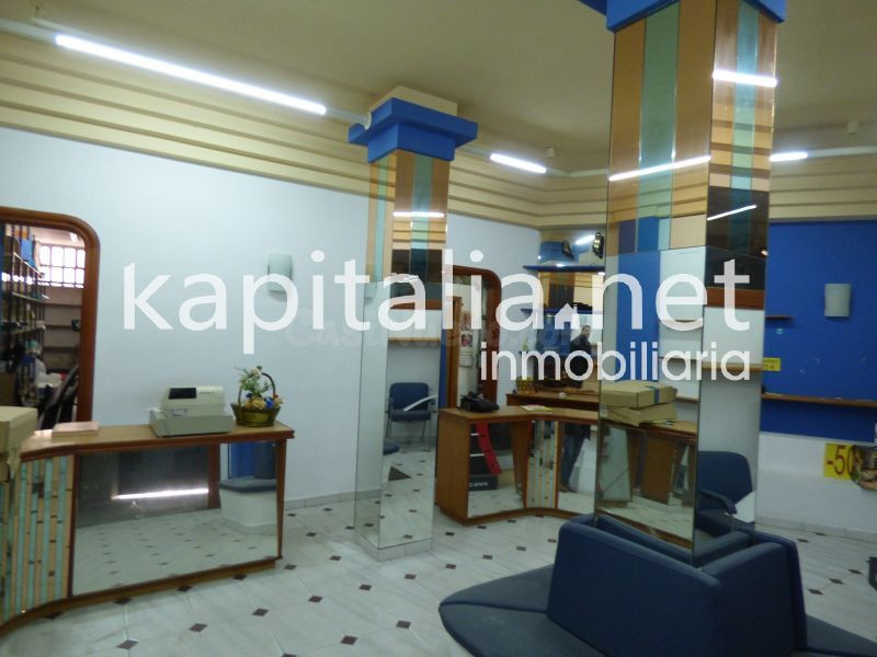 Local comercial a la venta en zona el Barranquet de Ontinyen - foto 3
