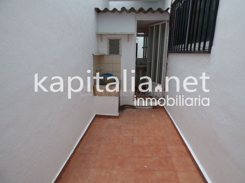 Local en venta en Avd Daniel Gil de Ontinyent. - foto 4