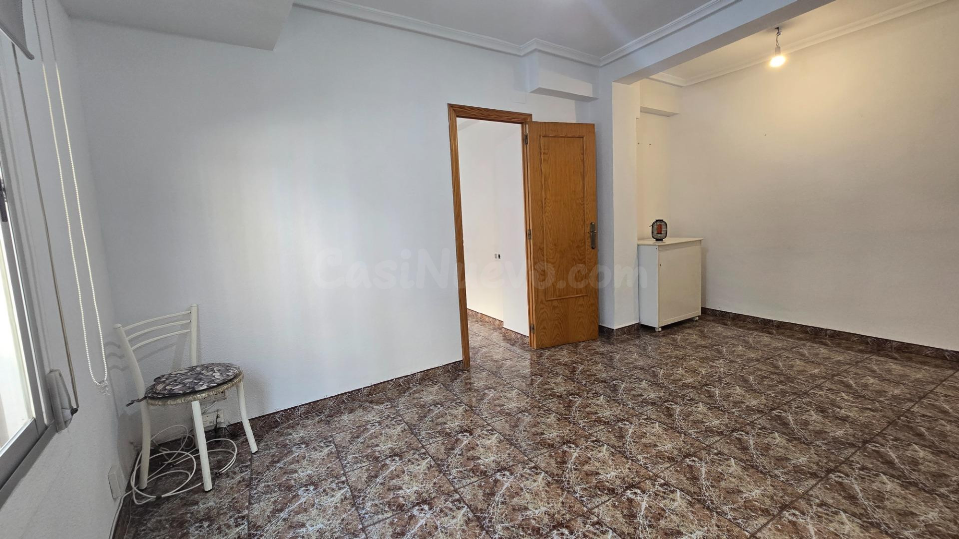 MUY PROXIMO A LA PLAZA DEL RAVAL Y A LOS CINES ODEON - foto 2