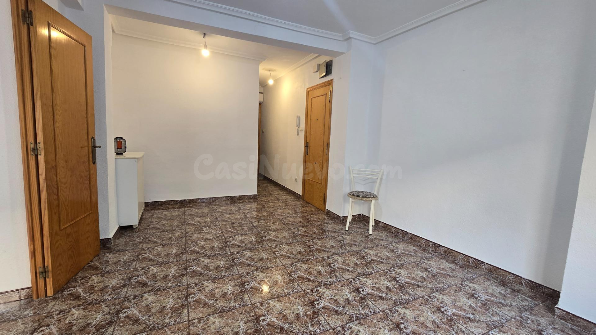 MUY PROXIMO A LA PLAZA DEL RAVAL Y A LOS CINES ODEON - foto 3