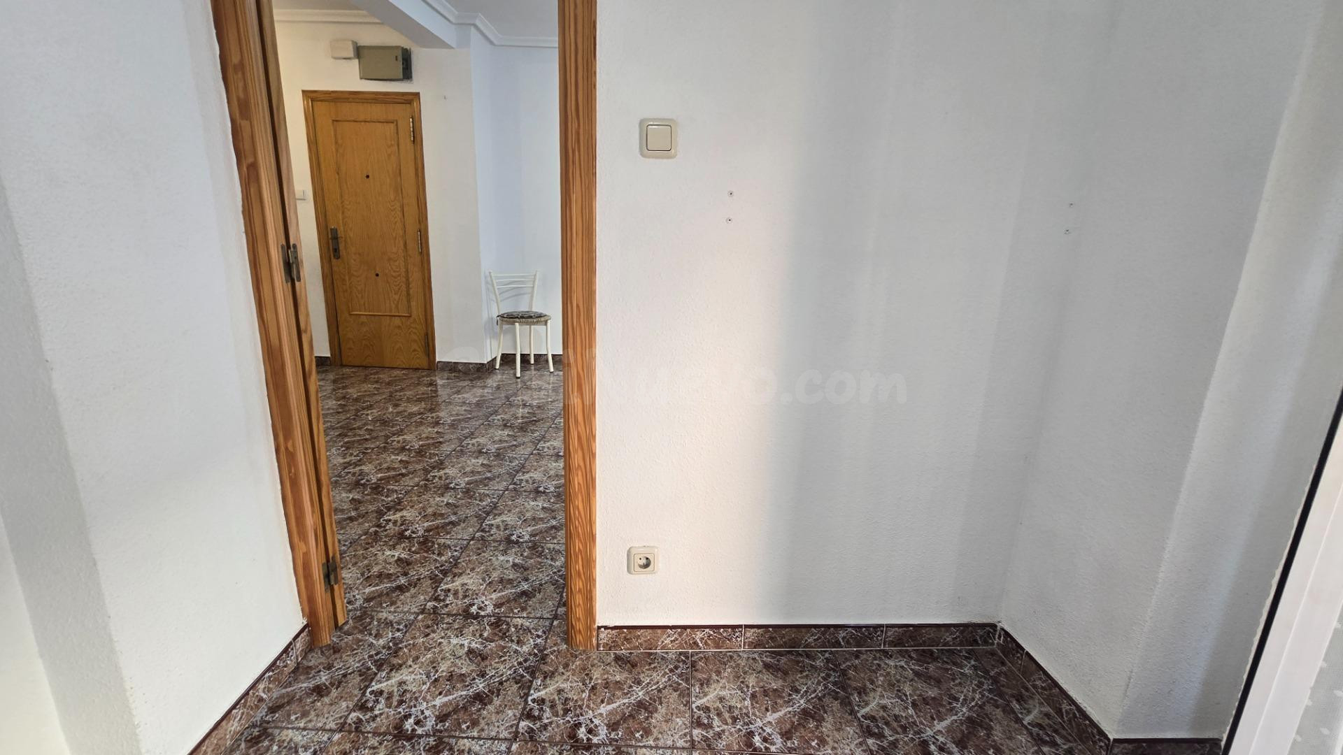 MUY PROXIMO A LA PLAZA DEL RAVAL Y A LOS CINES ODEON - foto 5