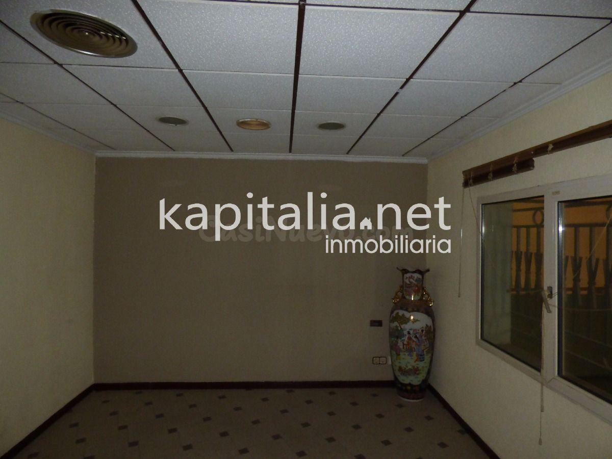 Nave en venta en el polígono industrial de Olleria. - foto 4