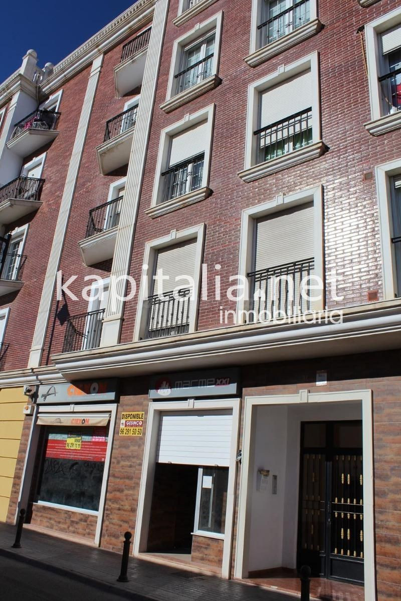 Local comercial a la venta en Ontinyent. OPORTUNIDAD BANCARI - foto 2