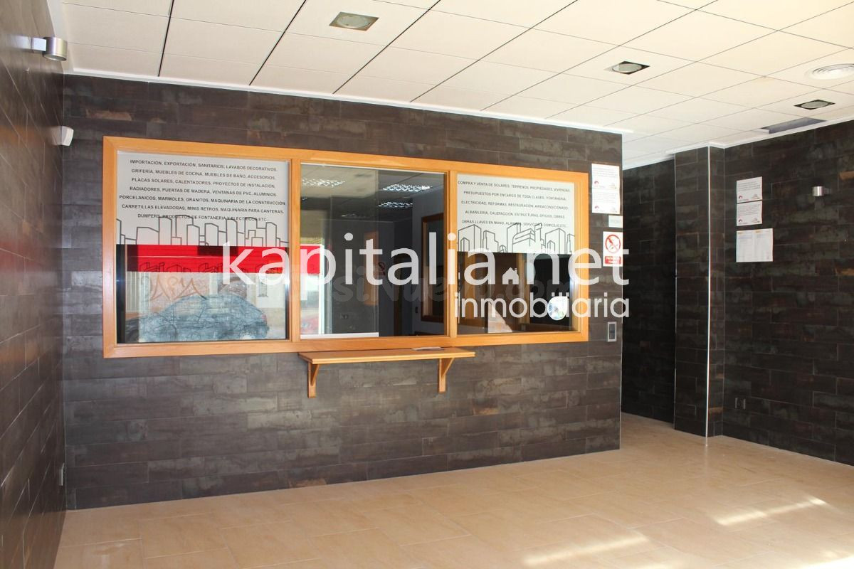 Local comercial a la venta en Ontinyent. OPORTUNIDAD BANCARI - foto 4