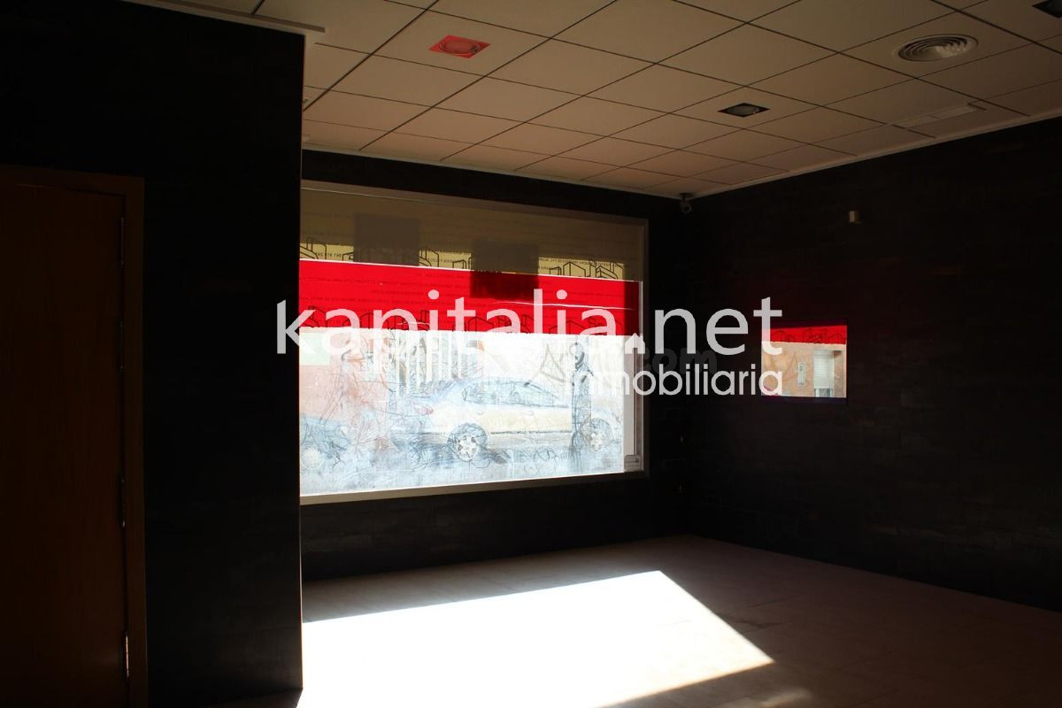 Local comercial a la venta en Ontinyent. OPORTUNIDAD BANCARI - foto 5