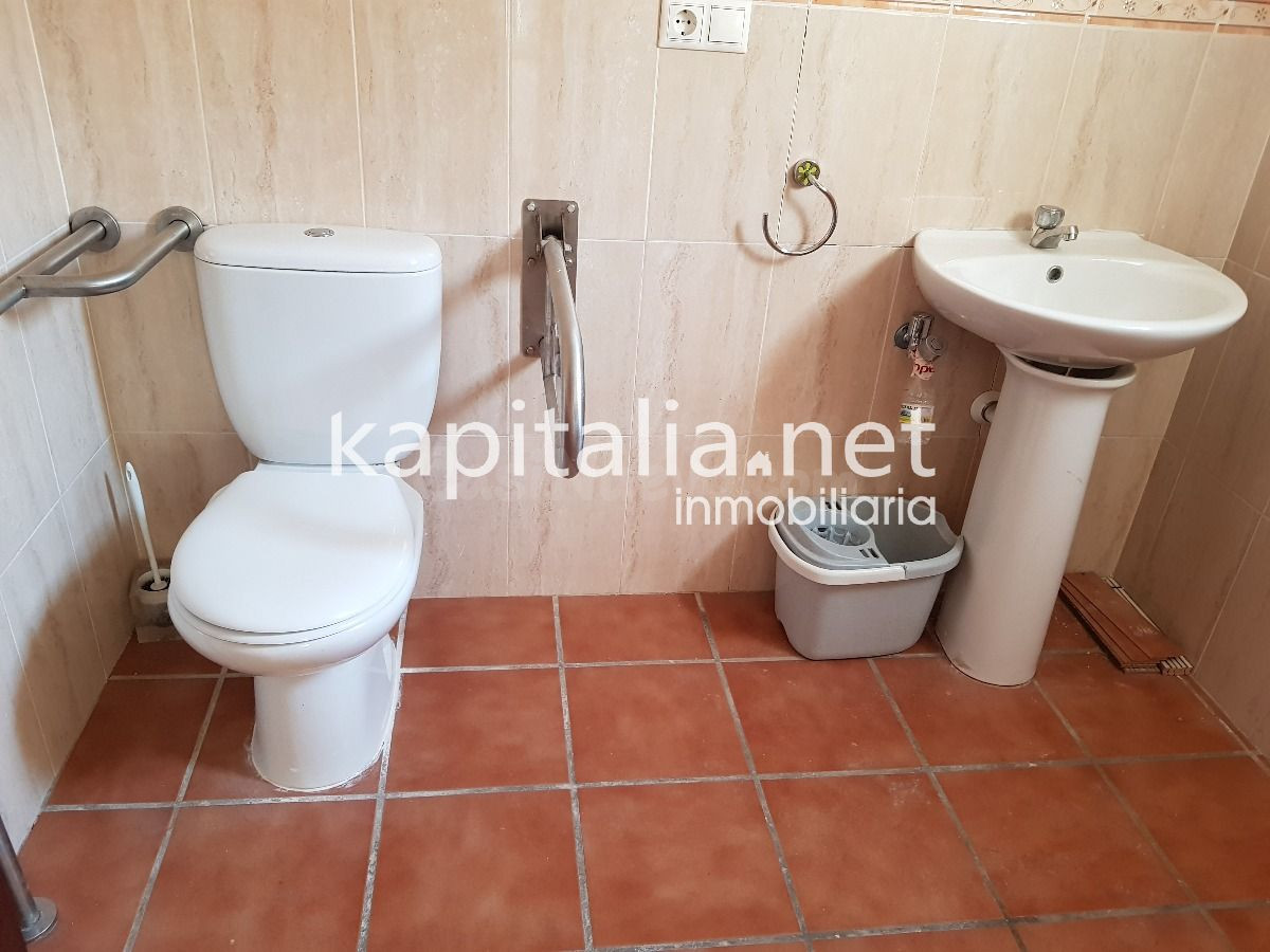 Local en alquiler en Ontinyent. - foto 4