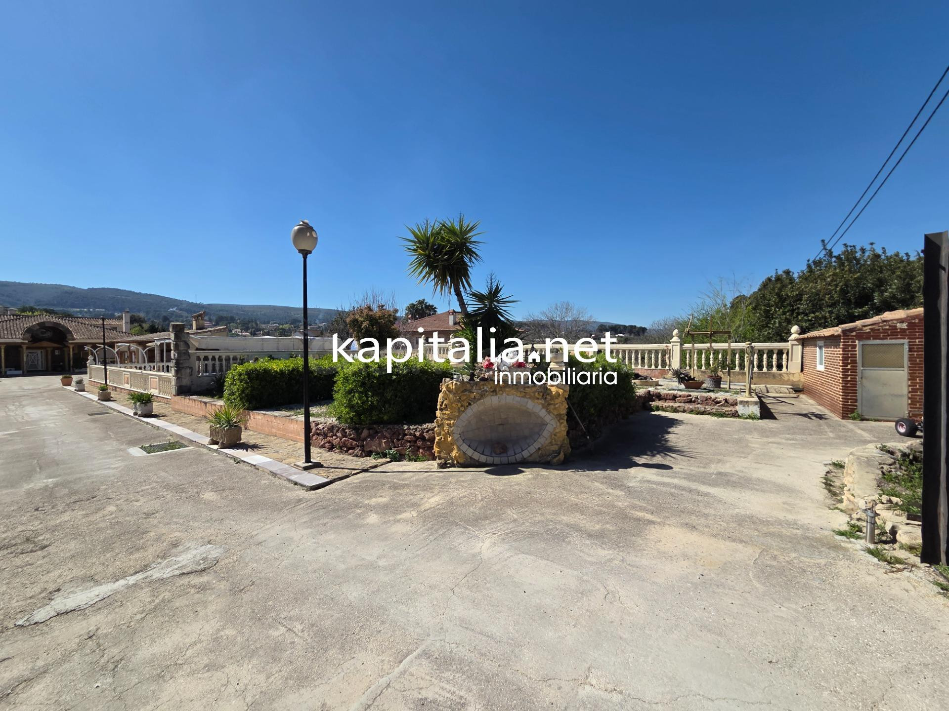 Chalet en venta en Ontinyent - foto 2