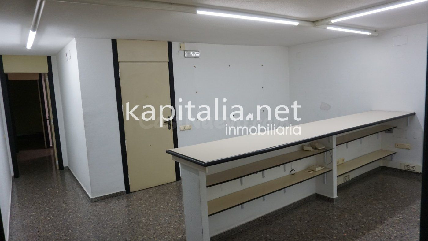 Alquiler de entresuelo comercial en Ontinyent (Valencia) zon