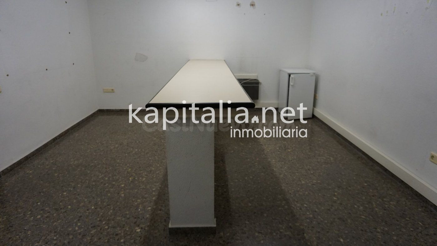 Alquiler de entresuelo comercial en Ontinyent (Valencia) zon - foto 2