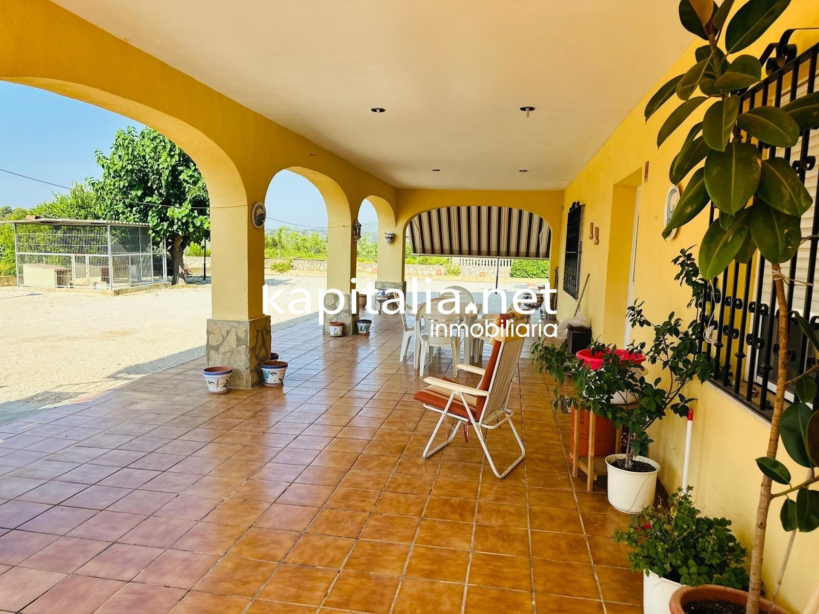 Amplio chalet a la venta en Agullent ( Valencia) - foto 5
