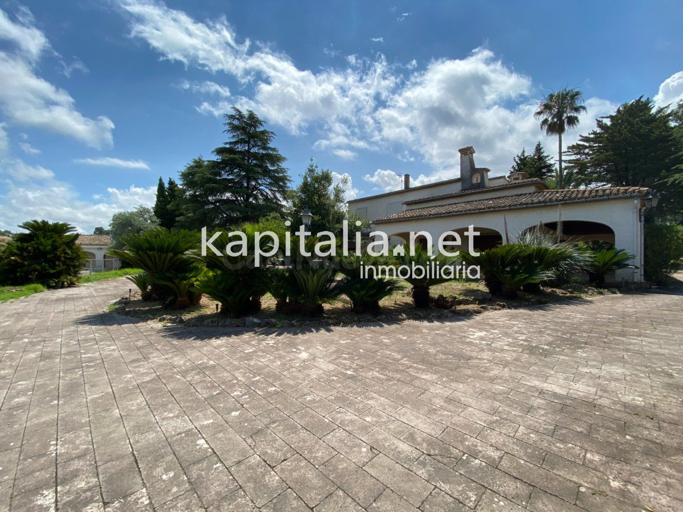 ESPECTACULAR FINCA A LA VENTA EN ALBAIDA