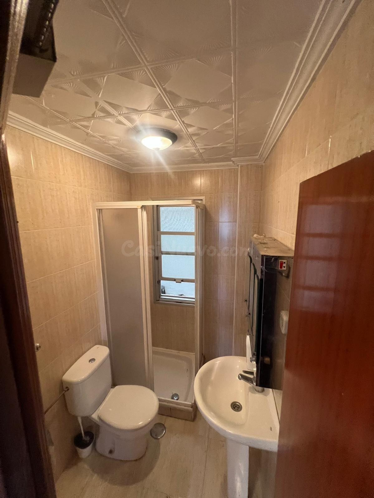 Acogedora Planta Baja en Villafranqueza, Alicante por 132.00 - foto 4