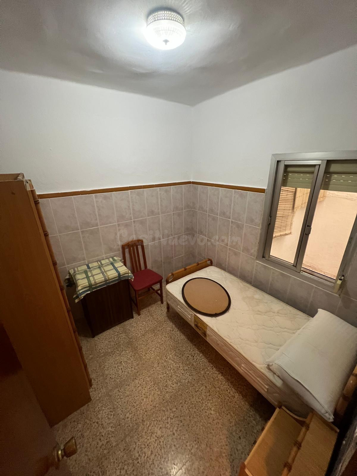 Acogedora Planta Baja en Villafranqueza, Alicante por 132.00 - foto 5