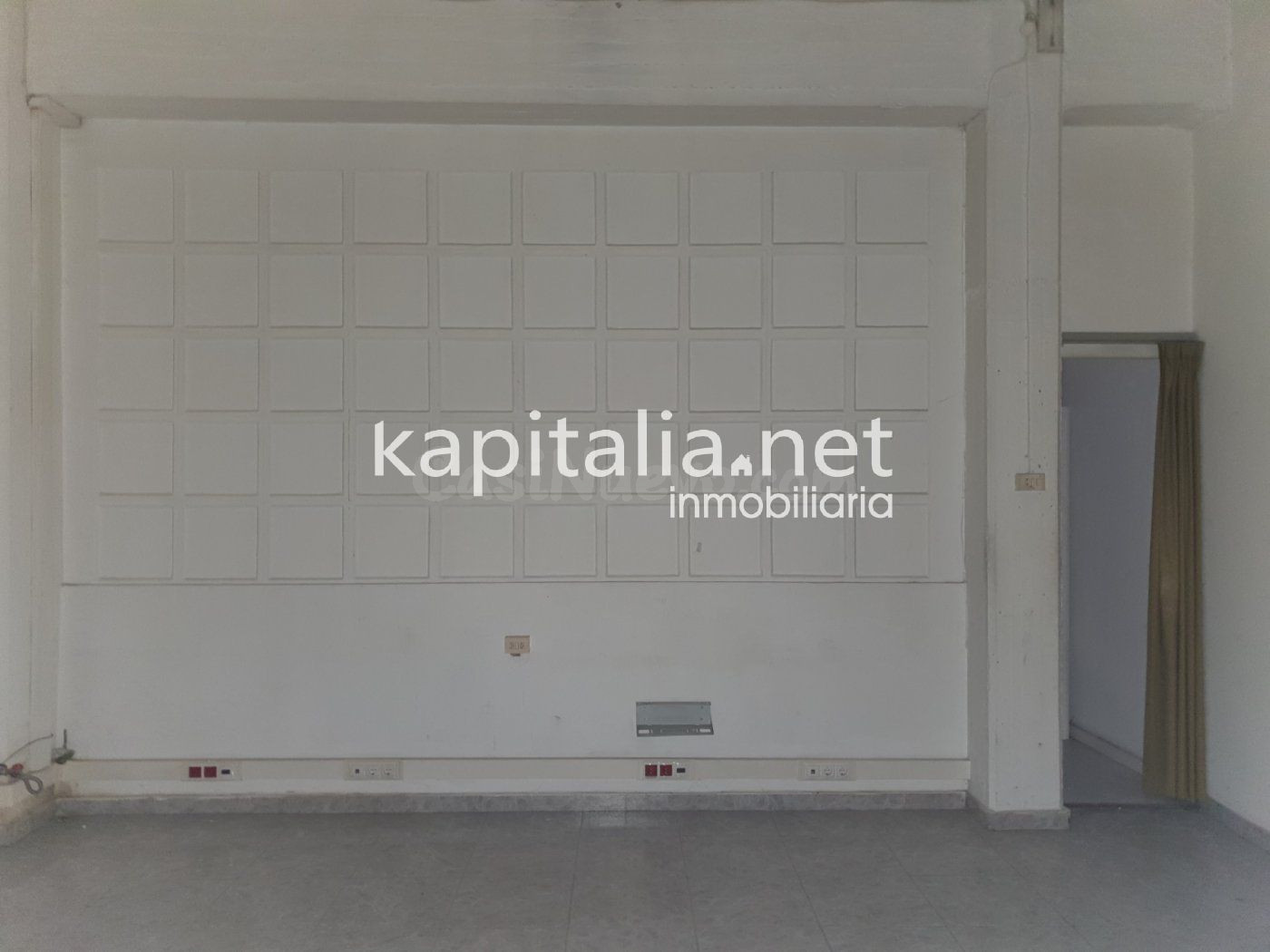 Local a la venta en Ontinyent. - foto 4