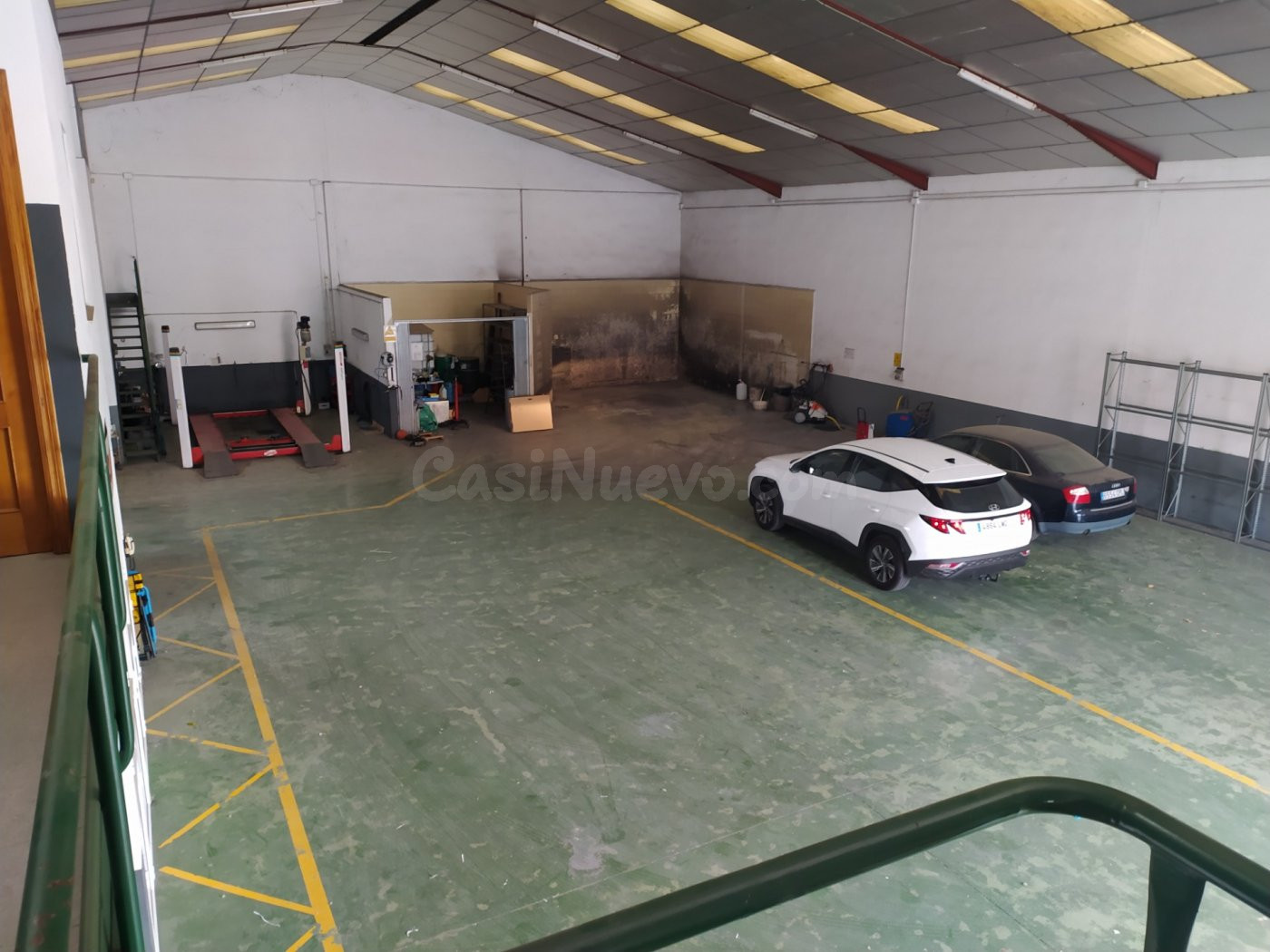 NAVE A LA VENTA EN XATIVA CON TALLER MECÁNICO