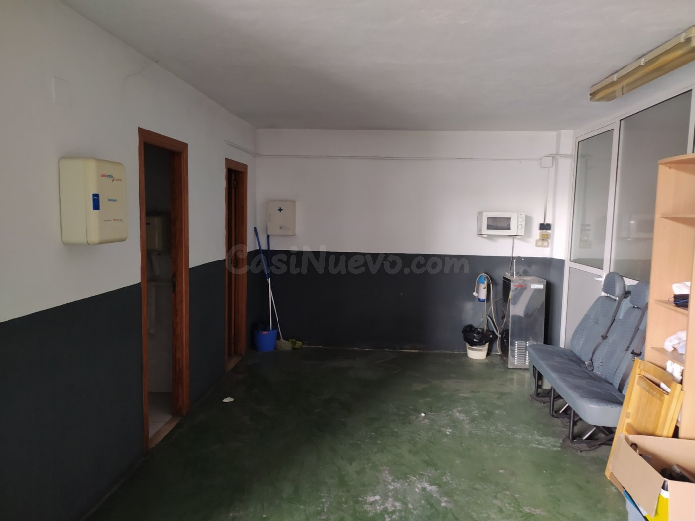 NAVE A LA VENTA EN XATIVA CON TALLER MECÁNICO - foto 3