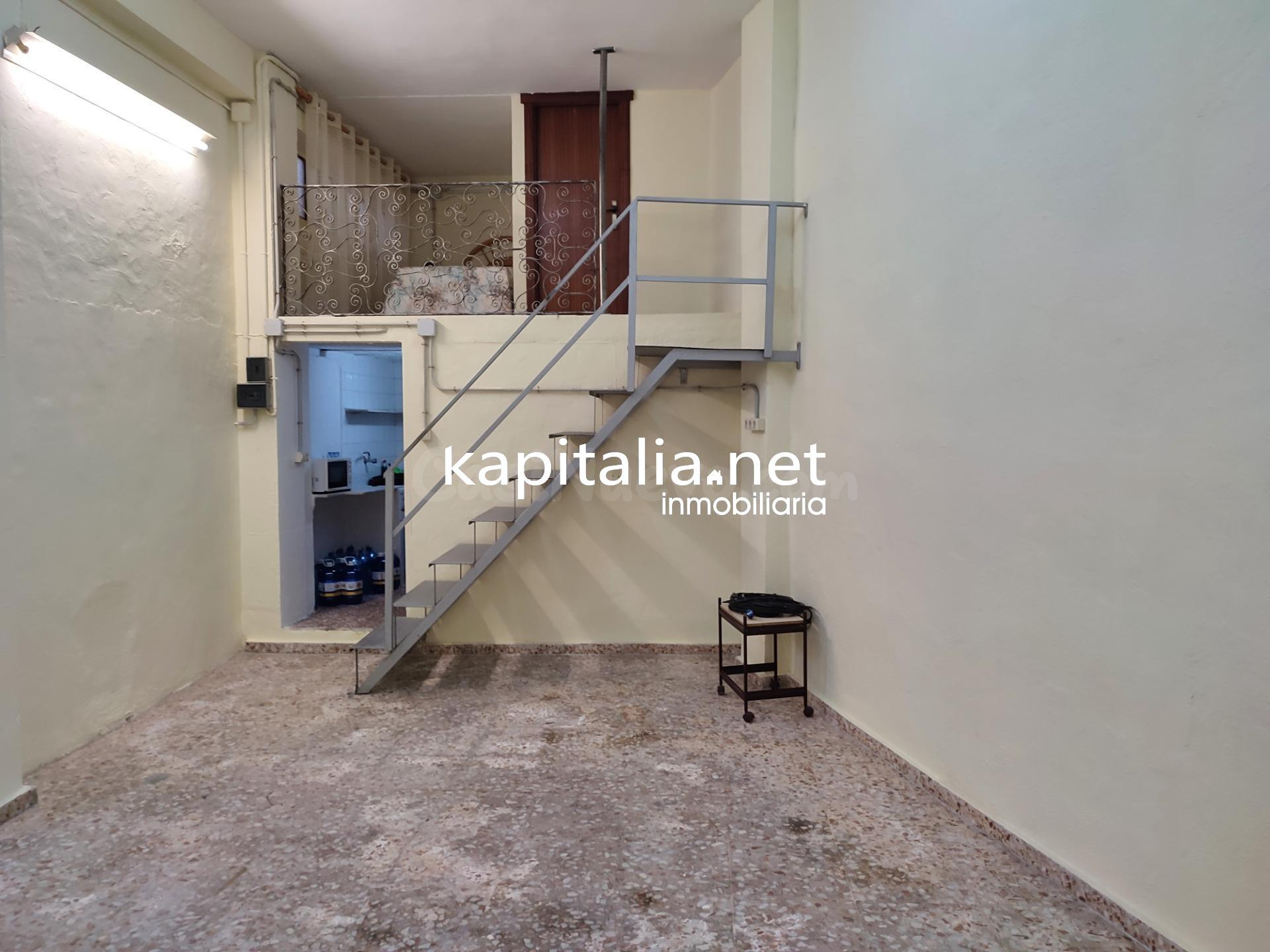 LOCAL COMERCIAL A LA VENTA EN ONTINYENT, ZONA EL LLOMBO. - foto 2