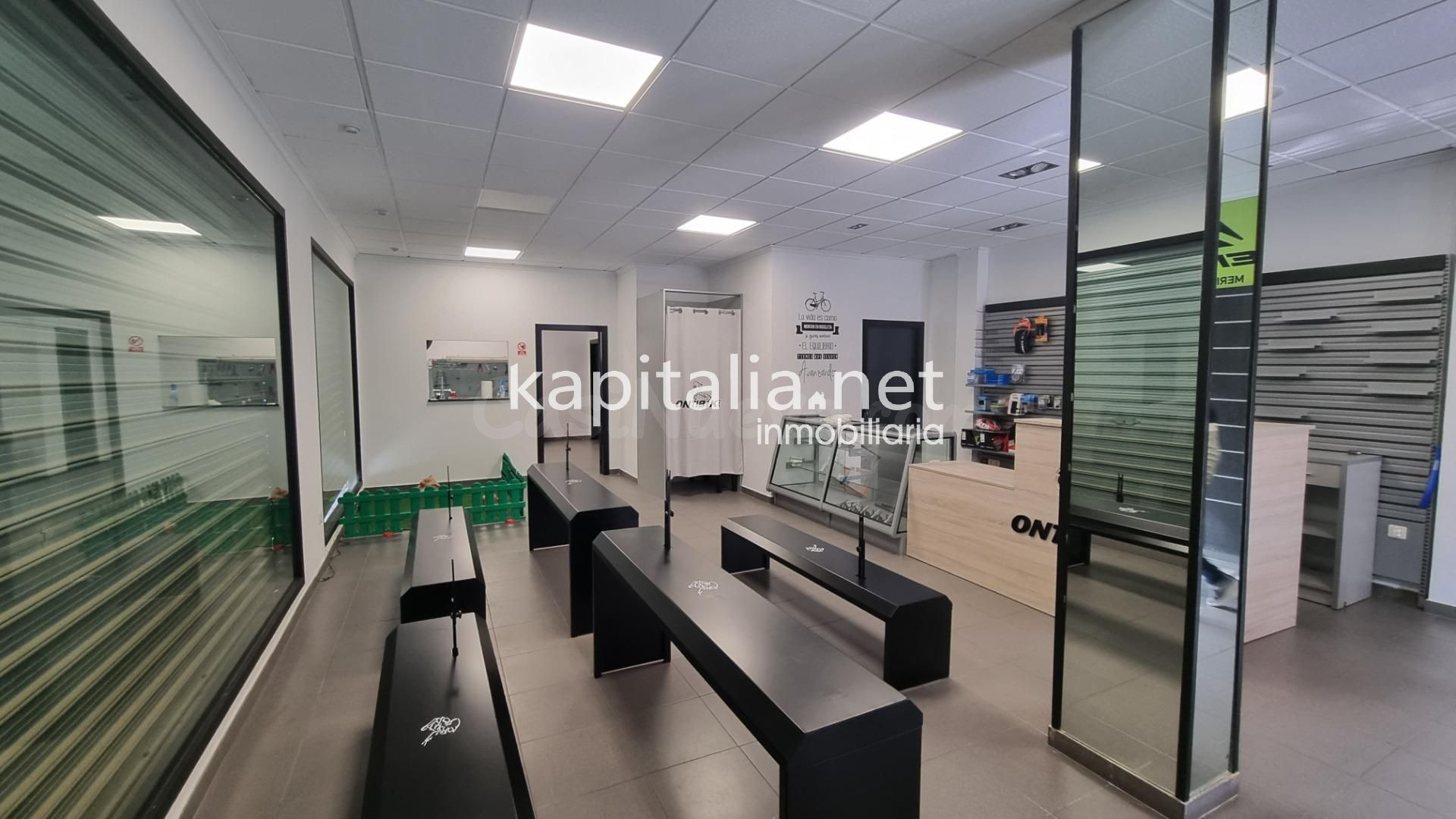 Local comercial chaflan en alquiler en Ontinyent - foto 3