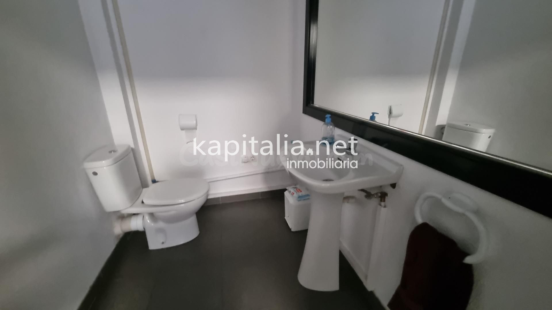 Local comercial chaflan en alquiler en Ontinyent - foto 4