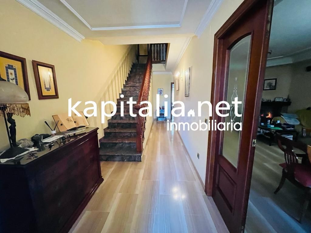 Magnífica casa en Canals - foto 3
