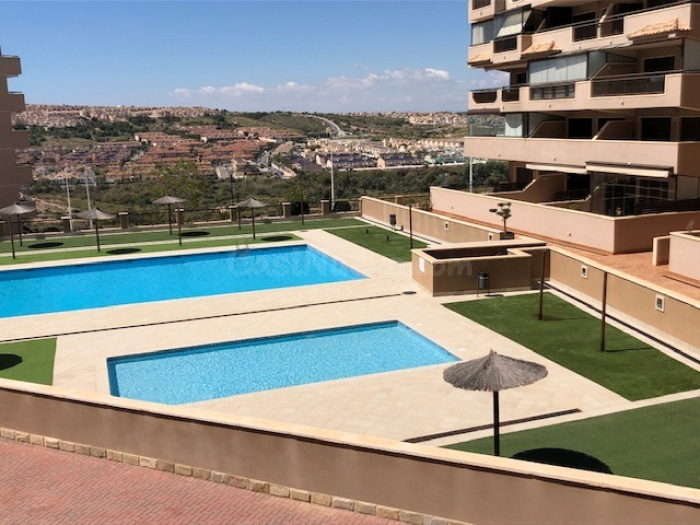 APARTAMENTO EN BALCON DE ARENALES CON 25 m2 de terraza - foto 2