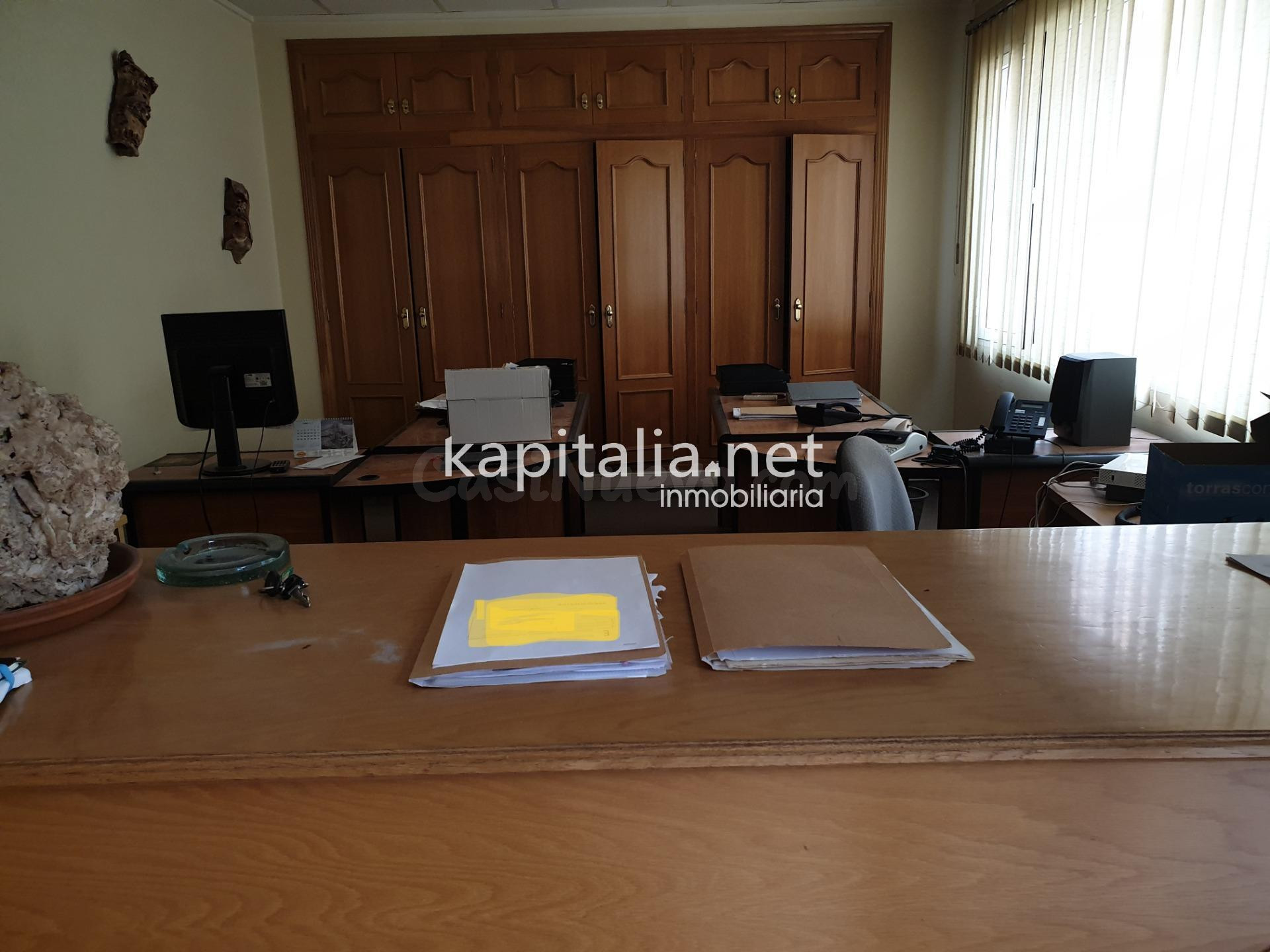 BAJO A LA VENTA EN ONTINYENT - foto 3
