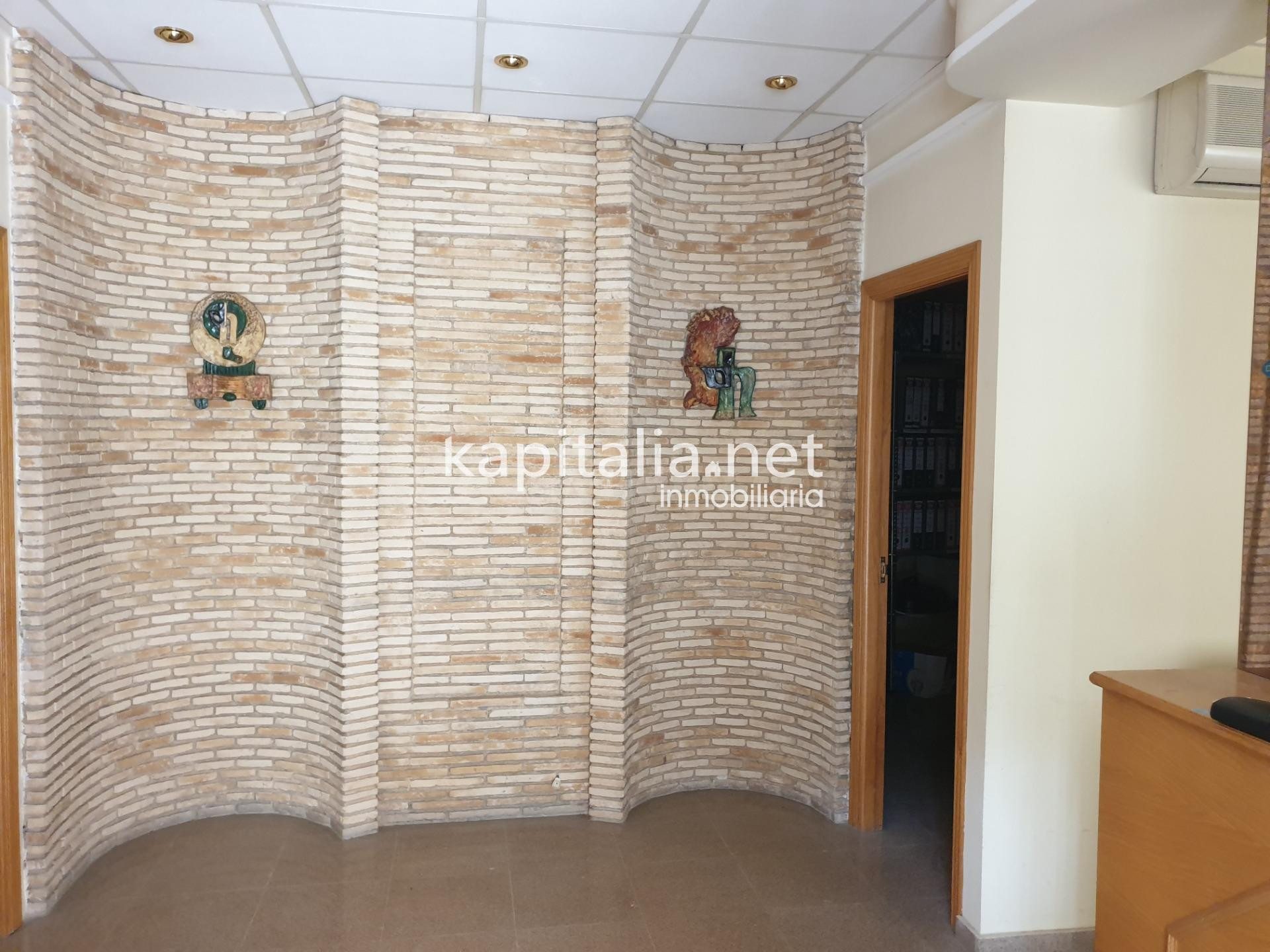 BAJO A LA VENTA EN ONTINYENT - foto 4
