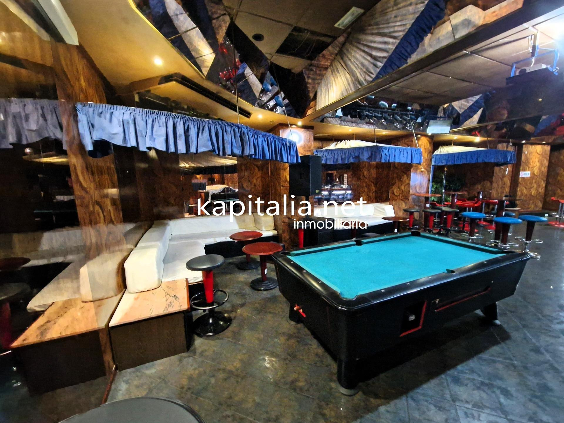 Venta de propiedad destinada a Pub, Hostel e ocio en Alcoy. - foto 5