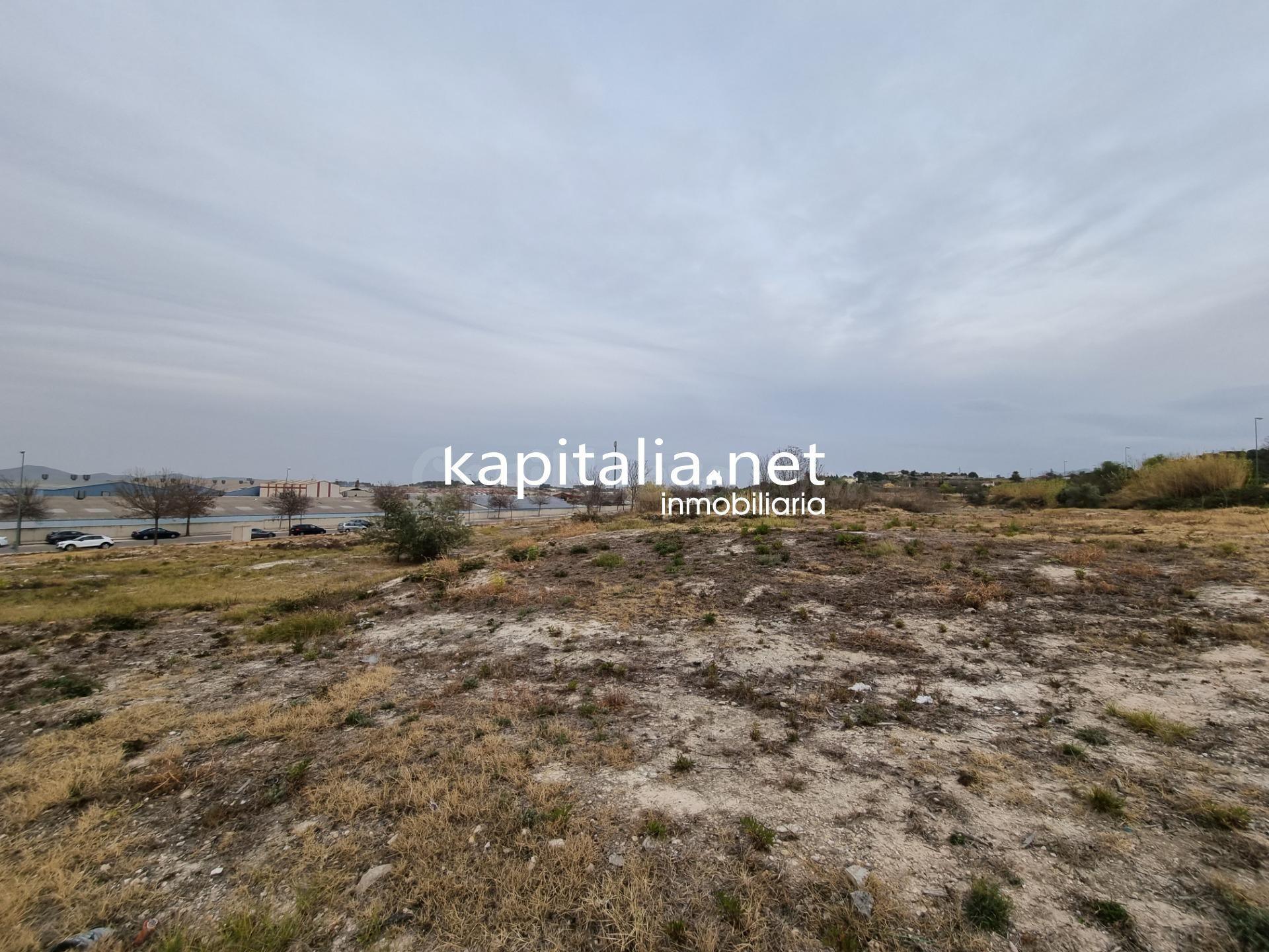 Terreno Industrial a la venta en Ontinyent - foto 2