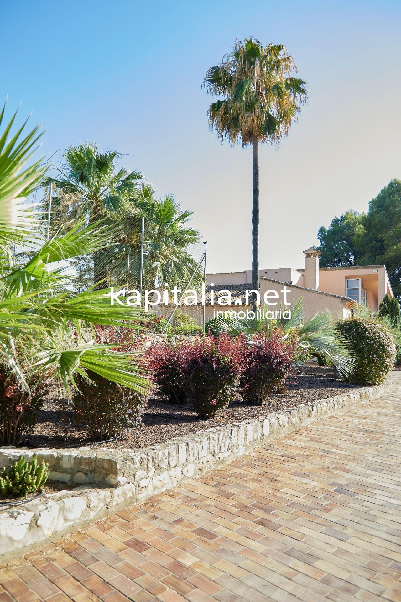 Magnifico chalet a la venta en Ontinyent, zona la solana. - foto 5
