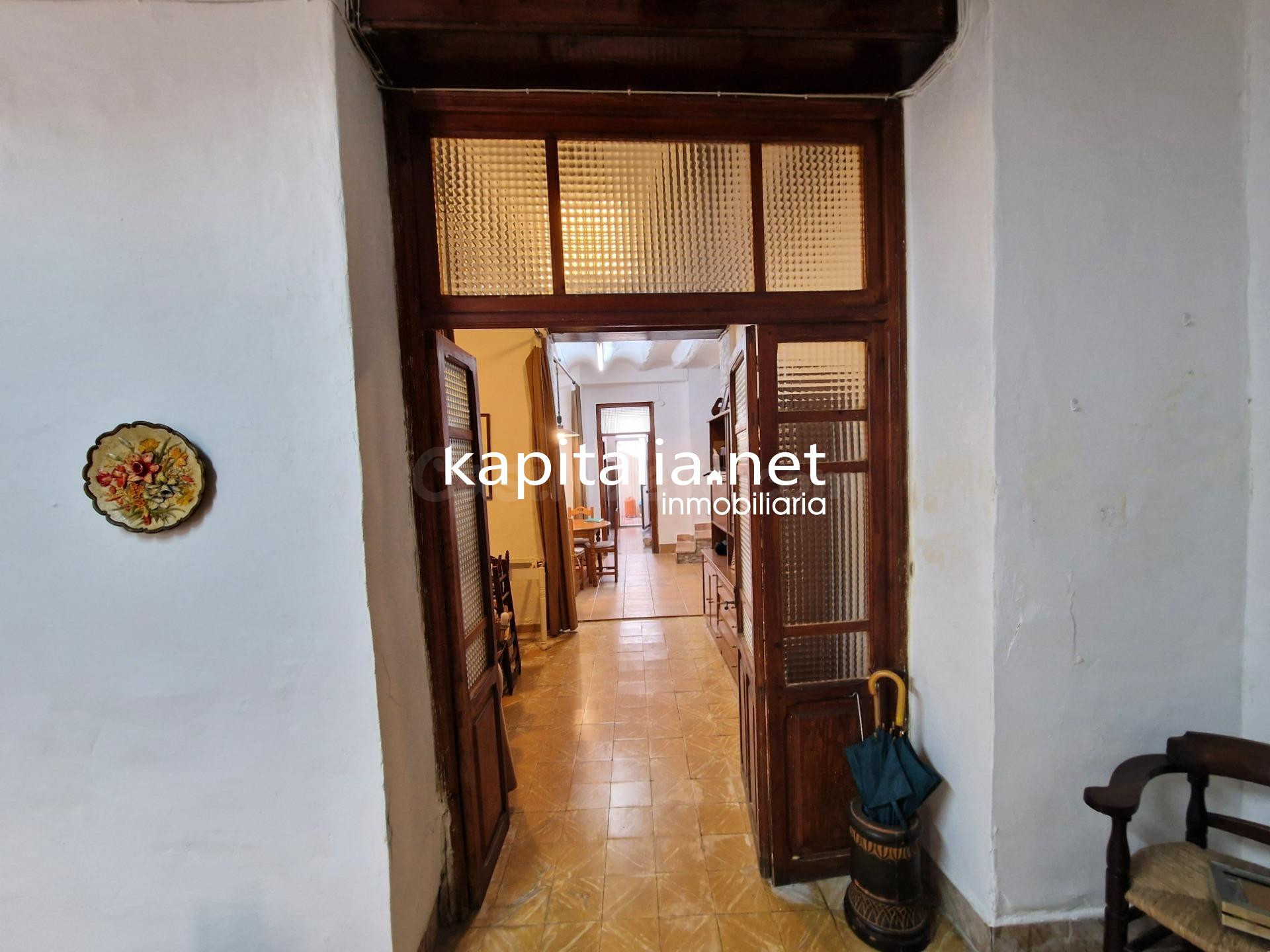 Venta de casa en Palomar - foto 2