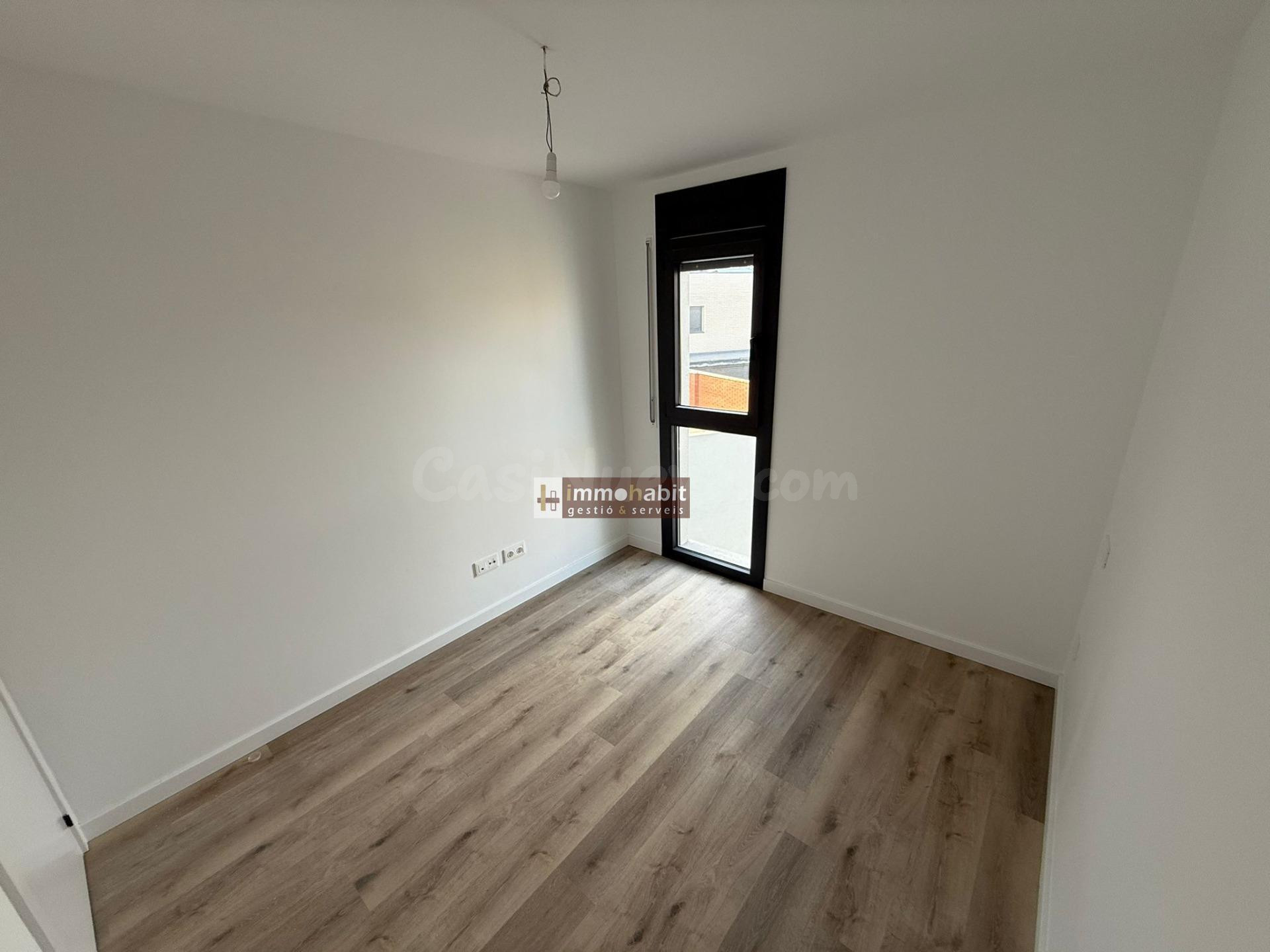 ¡ESTRENA HOGAR CON LUZ, DISEÑO Y CONFORT EN LLEIDA! - foto 3