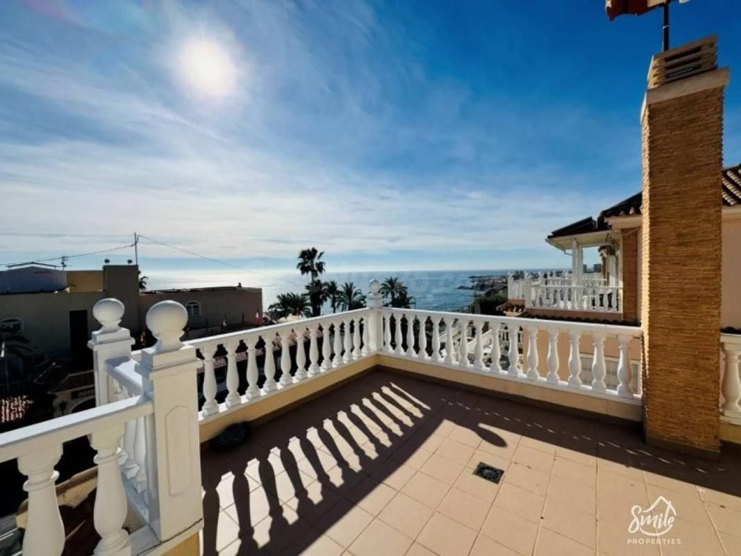 Villa 5 habitaciones 350m² en venta - Miramar - Torre del Moro