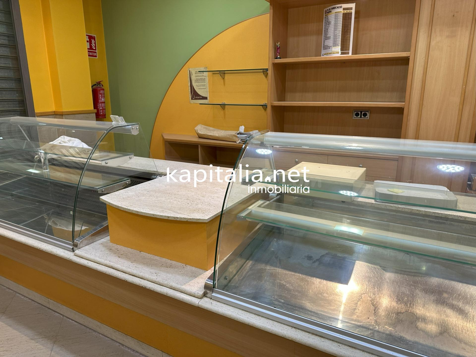 TRASPASO DE NEGOCIO Y VENTA DE LOCAL COMERCIAL