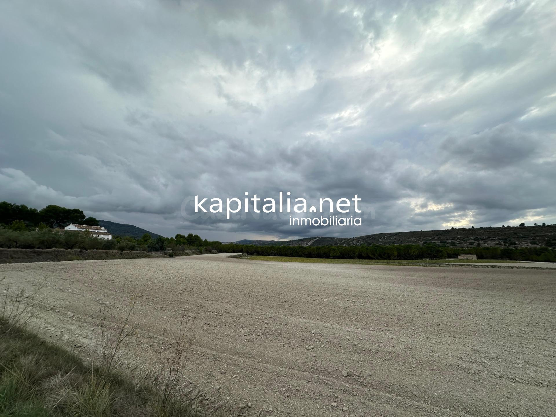 Parcela a la venta en Alfafara - foto 2