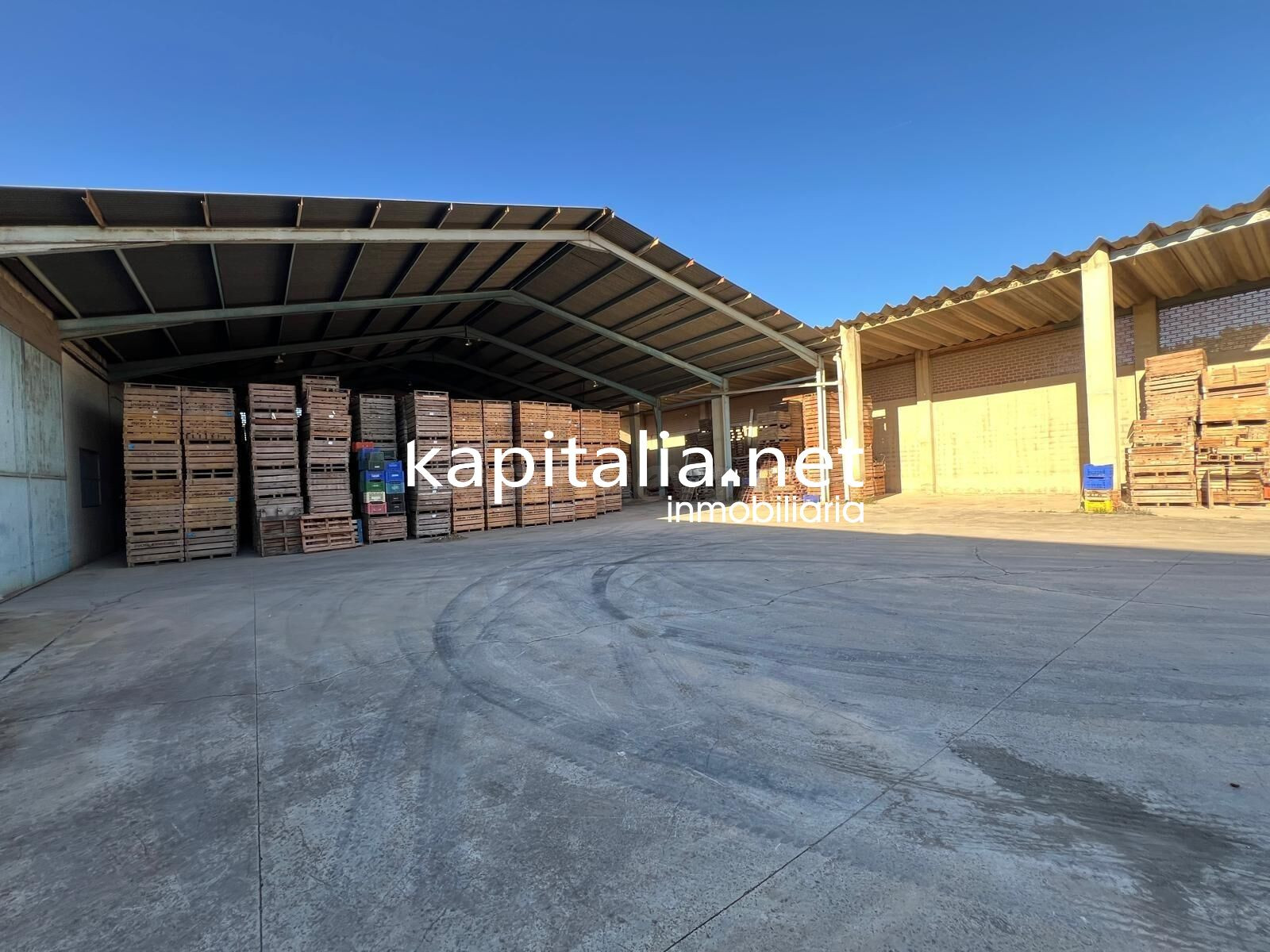 NAVE INDUSTRIAL EN VENTA EN LA LLOSA DE RANES - foto 2